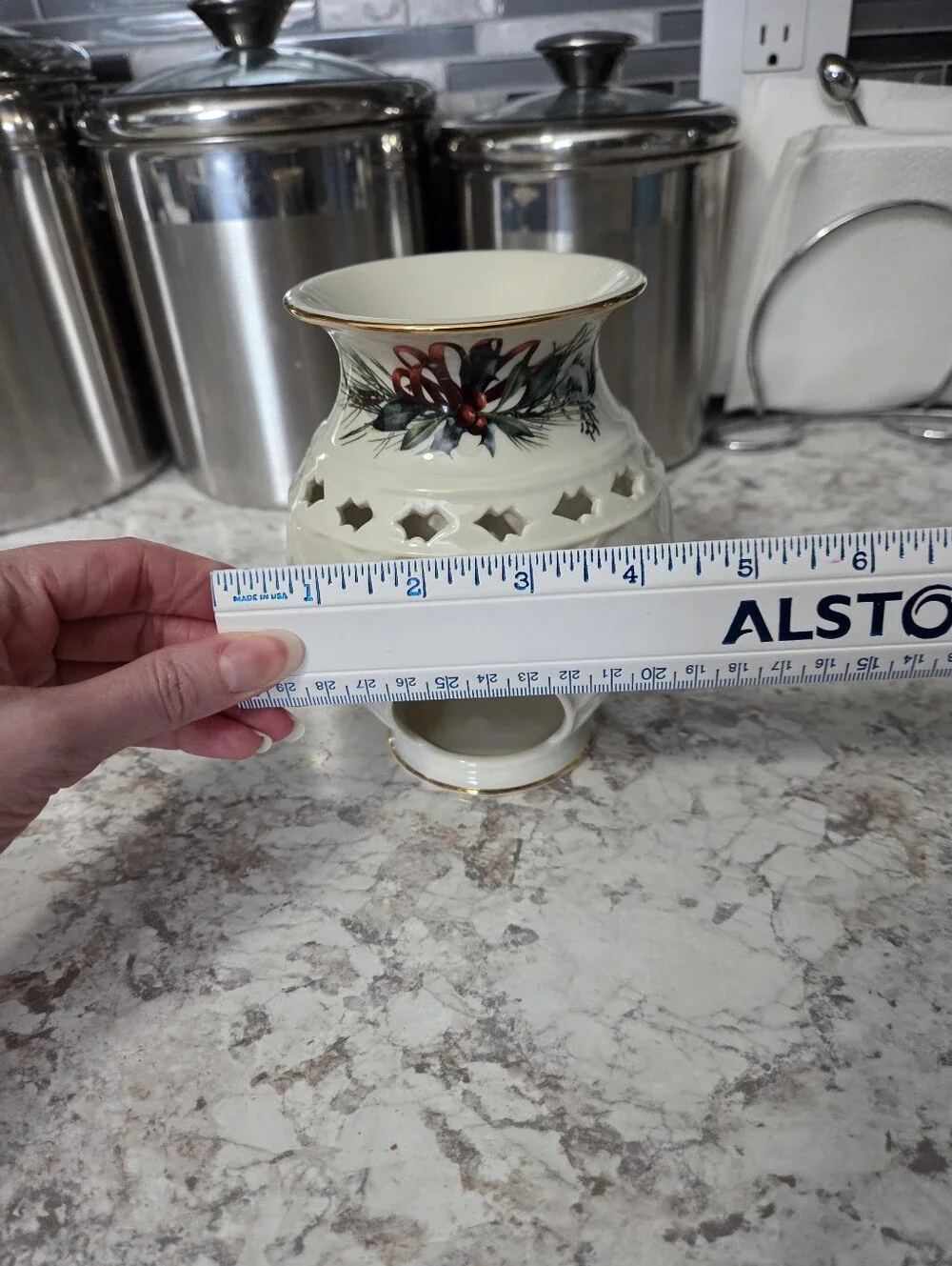 Lenox Tea light Wax Warmer Winter Greetings/Christmas Porcelain Excellent Cond.